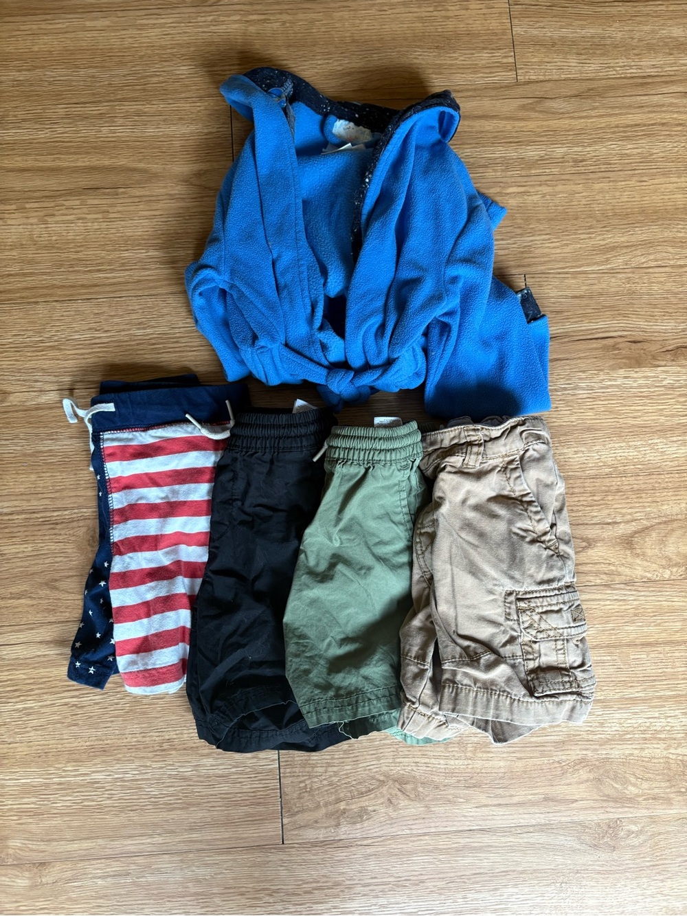 Boys 3t shorts and robe